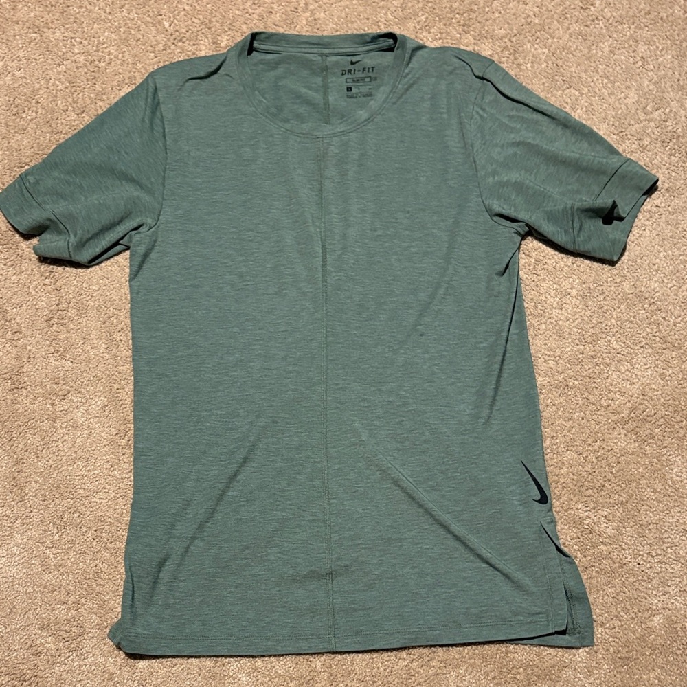 Nike Men's Short Sleeve Green Tee